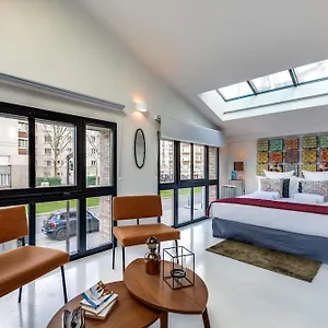 Sweett - Brune Apartment